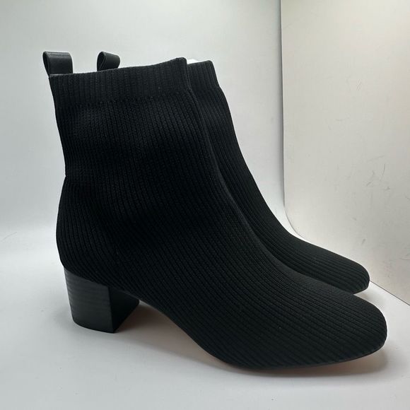 CUSHIONAIRE Women's Neely Stretch bootie +Memory Foam 8 BLACK - Picture 1 of 7